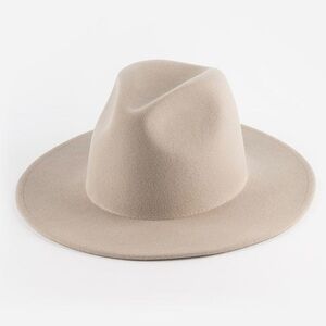 NWOT Gigi Pip Ivory Wes Fedora Hat